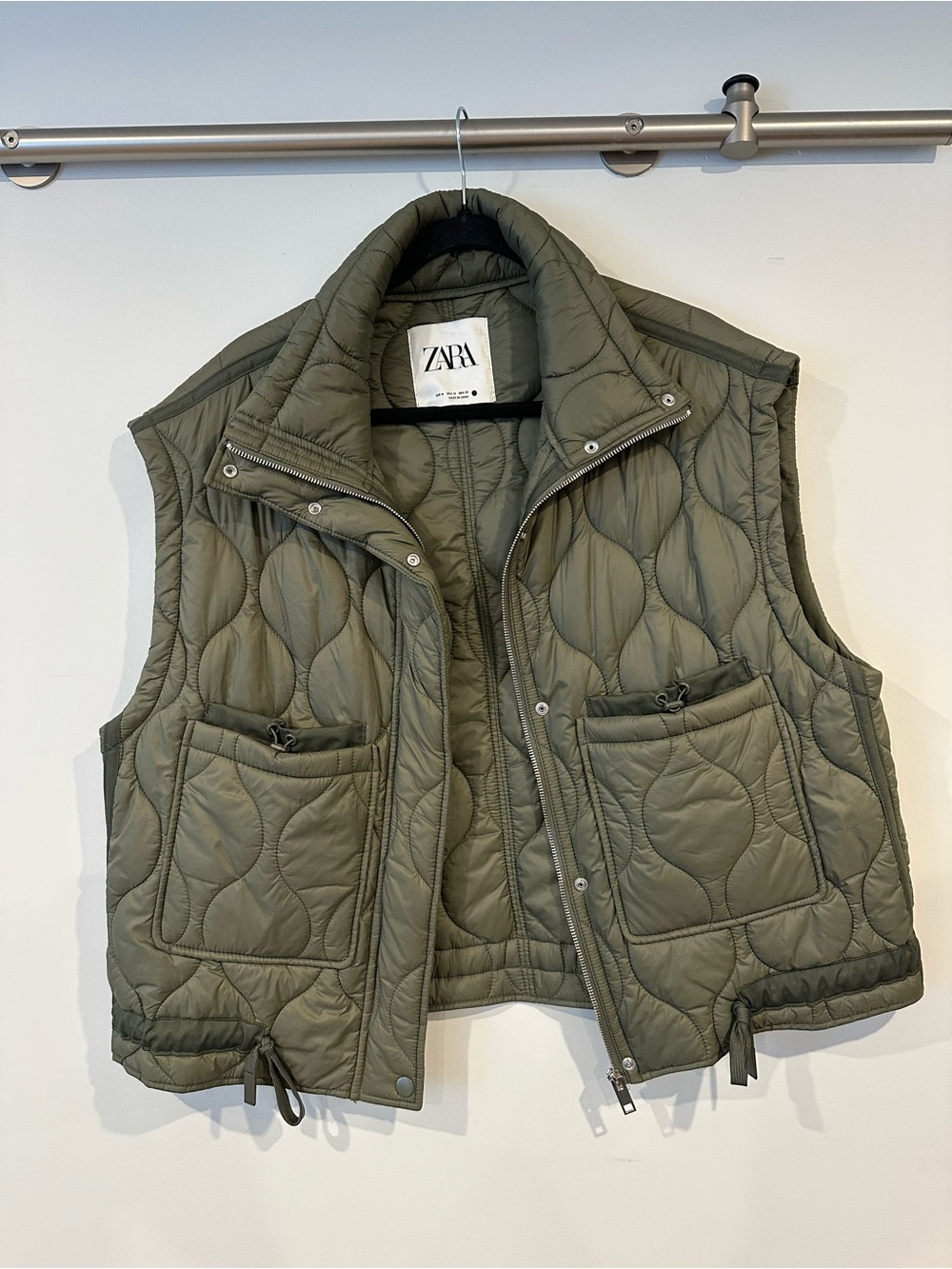 ZARA Quilted Olive Green Puffer Vest